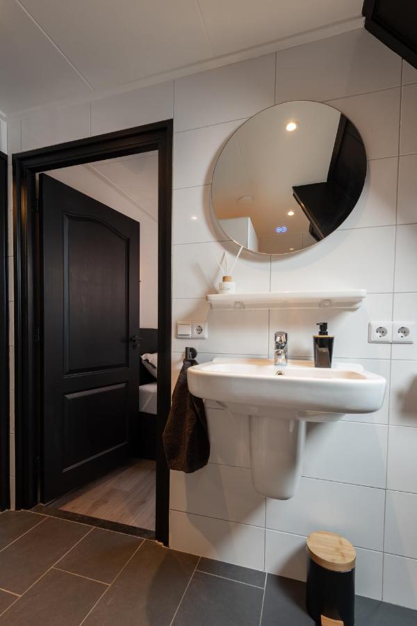 B&B 'N Drost Оотмарсум Экстерьер фото